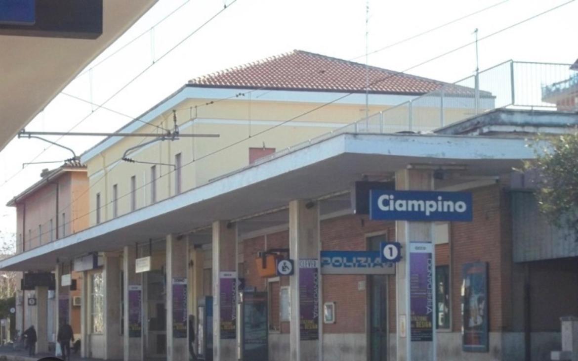 شقة Ciampino Luxe -15Min Termini, Airport And Train Station - المظهر الخارجي الصورة